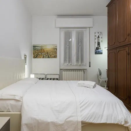 Comfortable Apartment 10 Minutes From City Center Florence Buitenkant foto