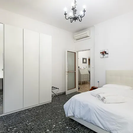 Comfortable Apartment 10 Minutes From City Center Florence Buitenkant foto