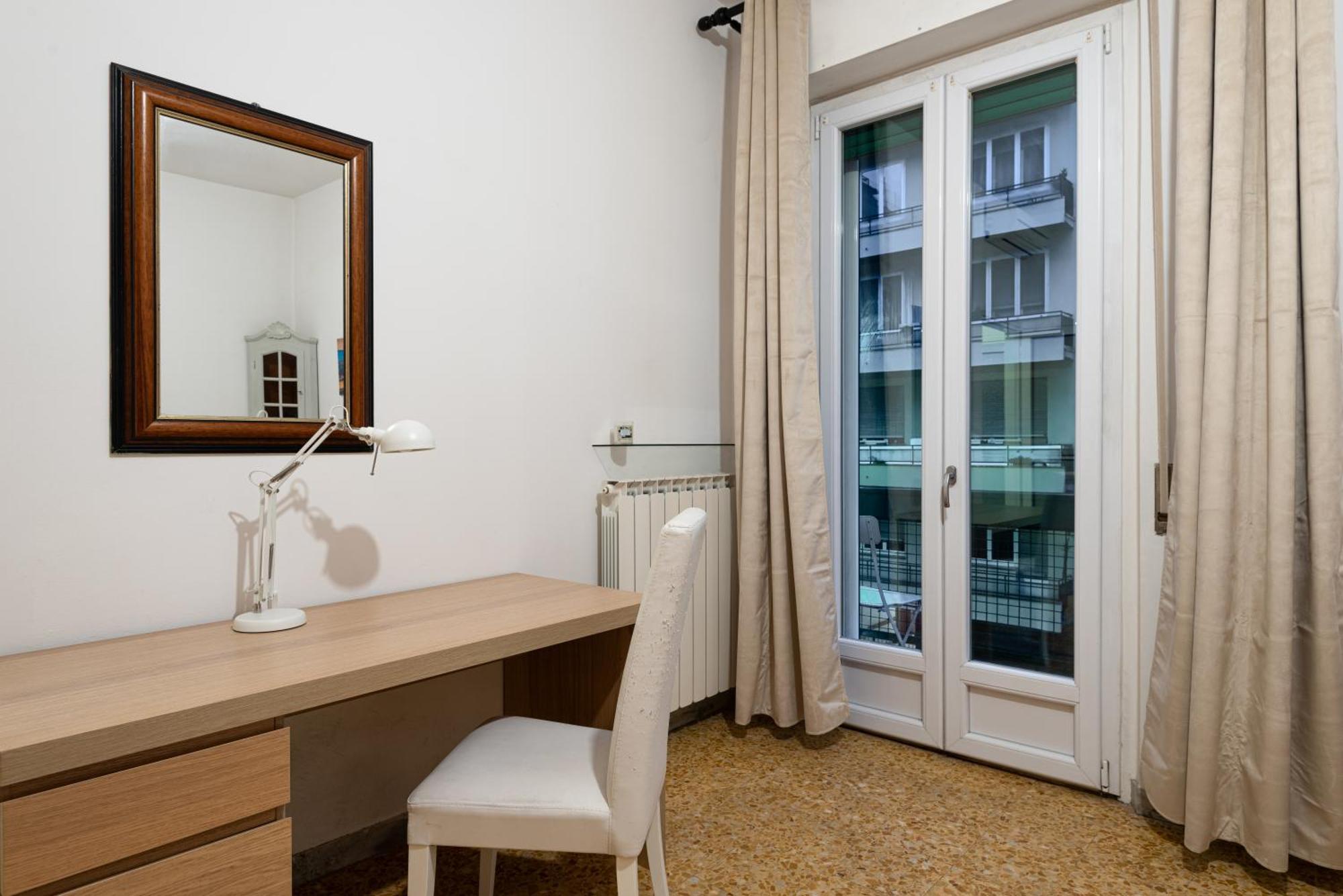 Comfortable 10 Minutes From Center Appartement
